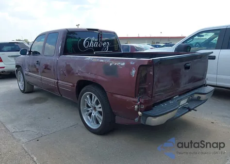 2001 Chevrolet Silverado 1500 Ls z USA, uszkodzony, nr VIN 2GCEC19T811159998